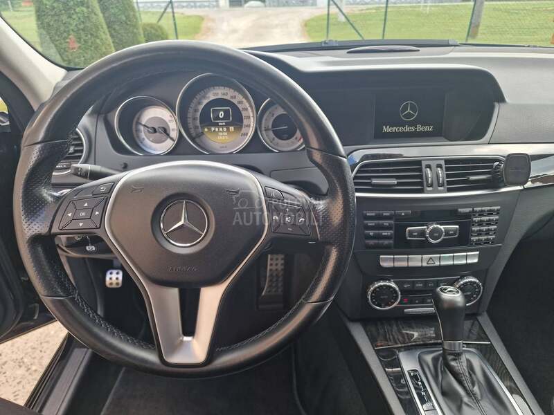 Mercedes Benz C 220 BlueEFFICIENCY