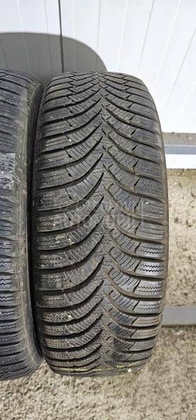 Hankook 185/65 R15 Zimska