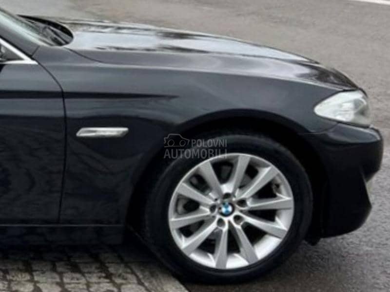 Krilo desno crno F10/11