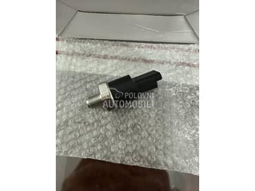 SENZOR NA RAMPI 2.0 hdi za Citroen C5