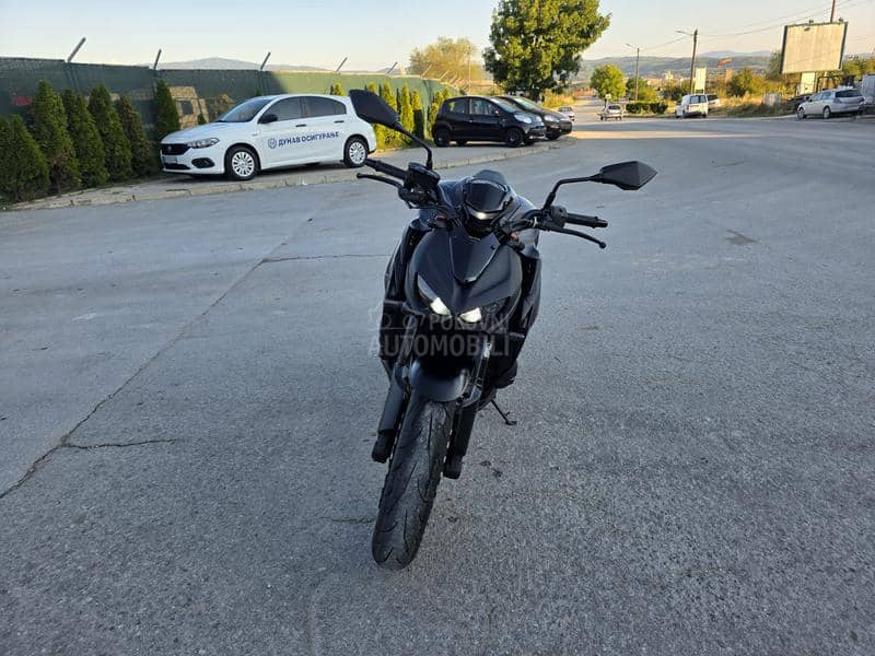 Kawasaki Z1000 za auto Z 1000