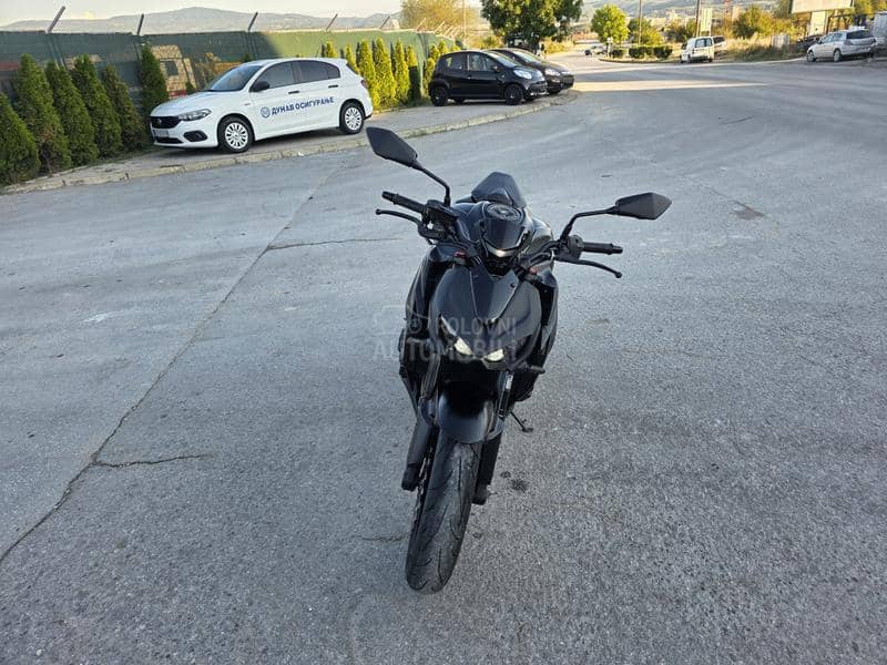 Kawasaki Z1000 za auto Z 1000