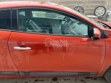 Vrata desna oranž TEENJ coupe za Renault Megane od 2008. do 2016. god.