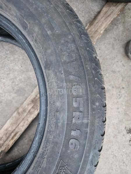 Michelin 215/65 R16 Zimska