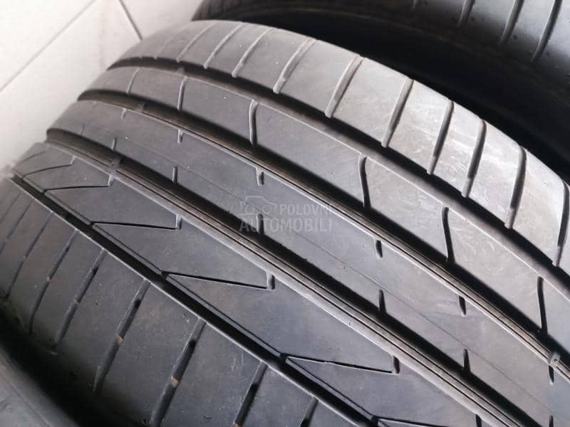 Hankook 245/35 R19 Letnja