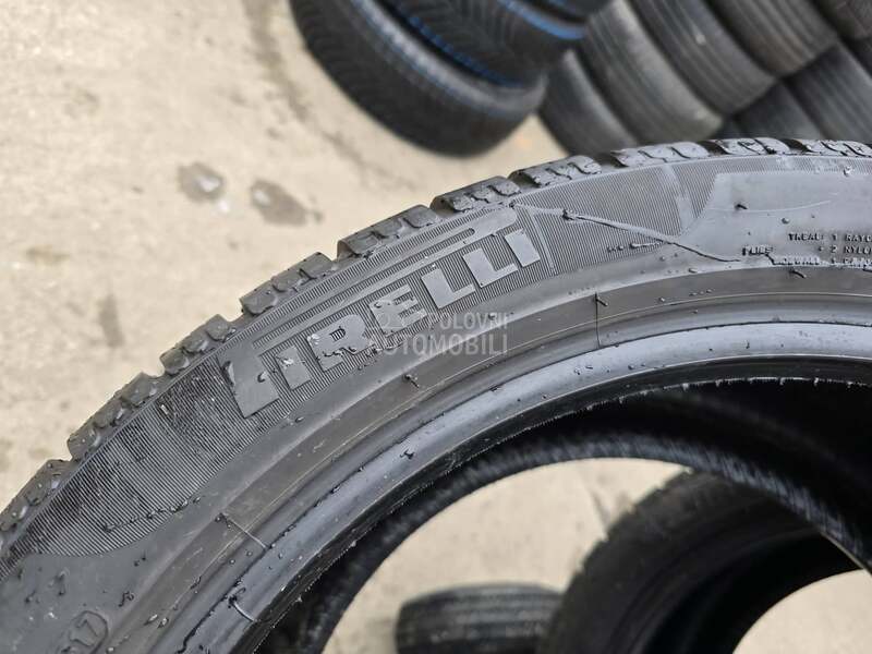 Pirelli 295/35 R18 Zimska