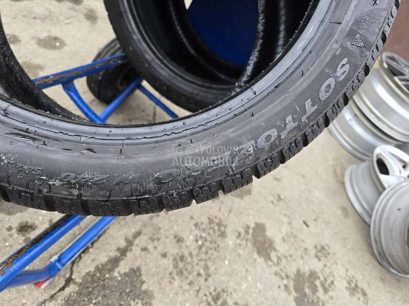 Pirelli 295/35 R18 Zimska