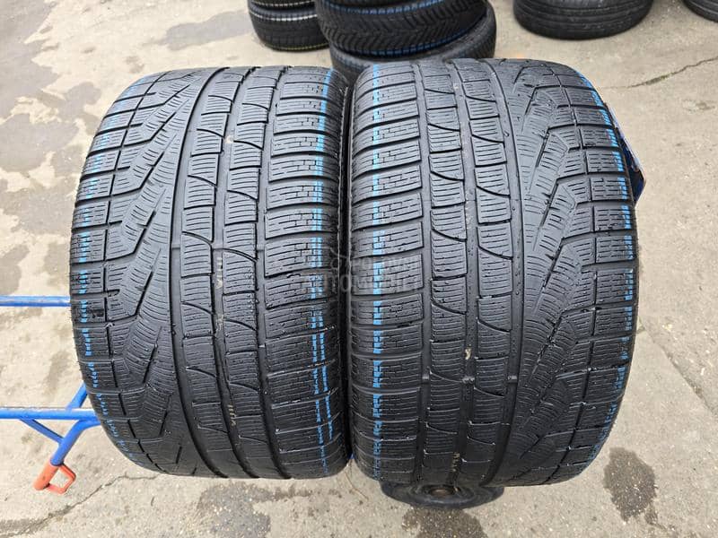 Pirelli 295/35 R18 Zimska