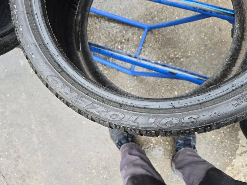 Pirelli 295/30 R20 Zimska