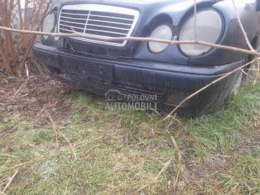 Branik w210 za Mercedes Benz E Klasa