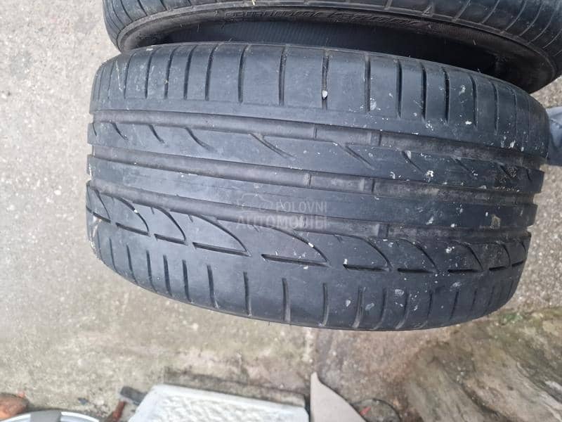 Bridgestone 245/35 R18 Letnja