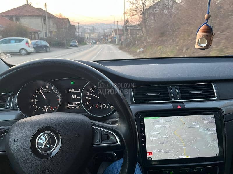 Škoda Superb 