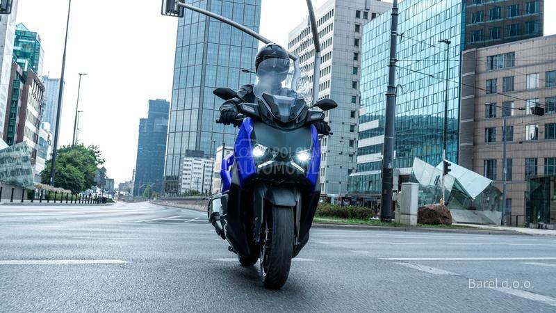 Yamaha X MAX  300
