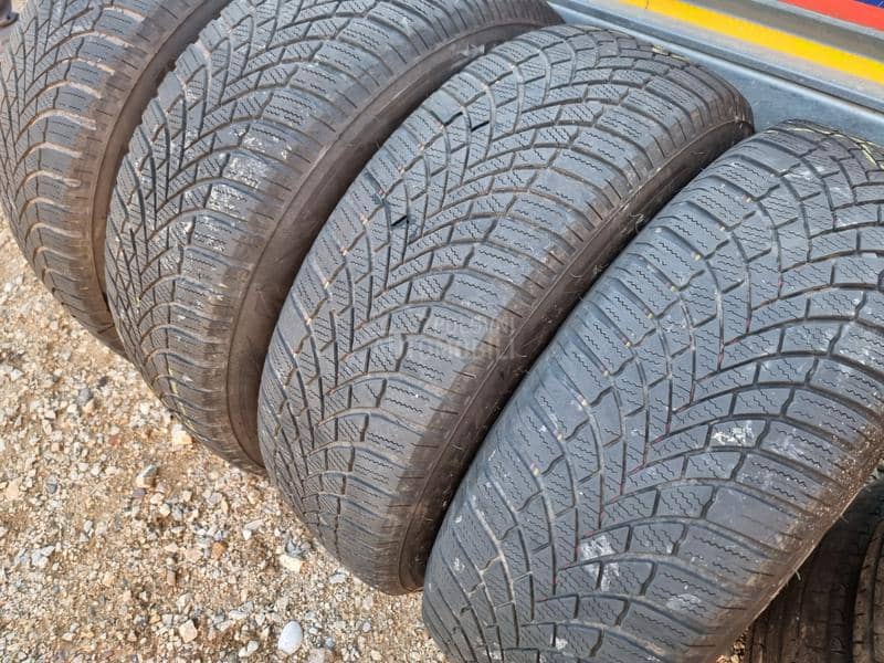 Bridgestone 215/65 R17 Sve sezone