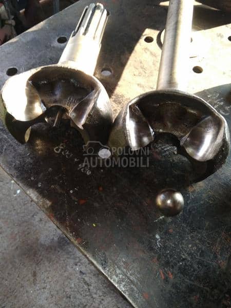 Ursus 355/360 PREDNJA VUCA