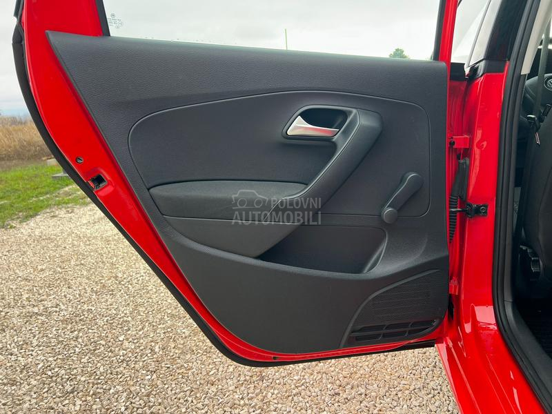 Volkswagen Polo 1.0B/SERV