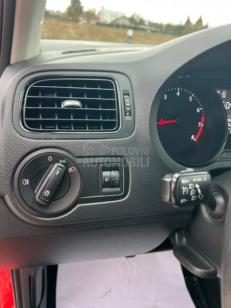 Volkswagen Polo 1.0B/SERV