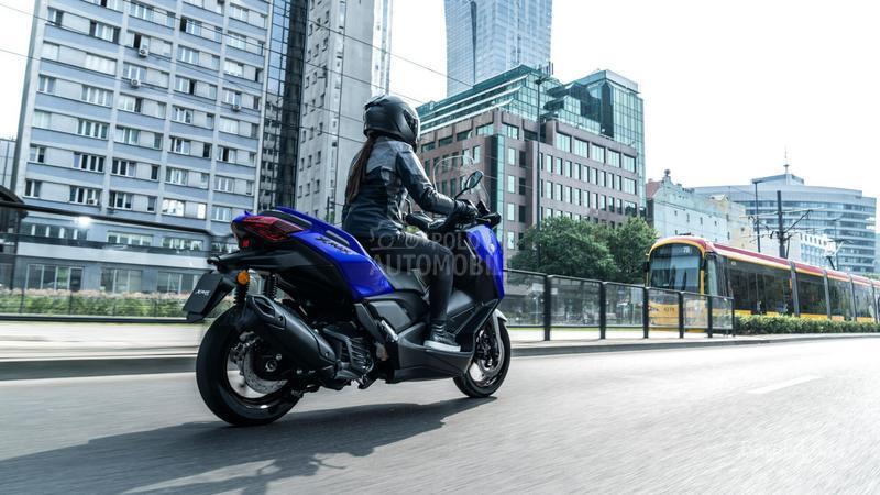 Yamaha X MAX 125