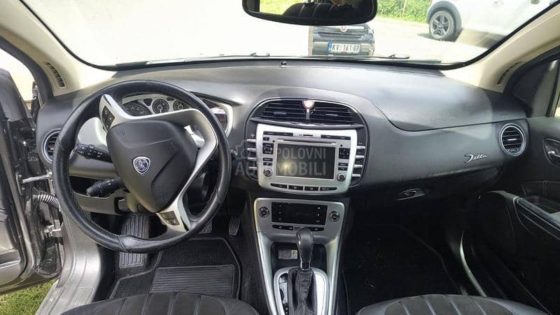 Lancia Delta 1750 TBI ORO