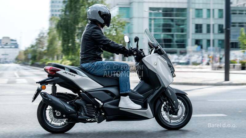 Yamaha XMAX  125 TECH MAX