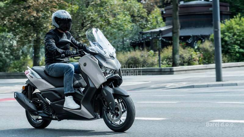 Yamaha XMAX  125 TECH MAX