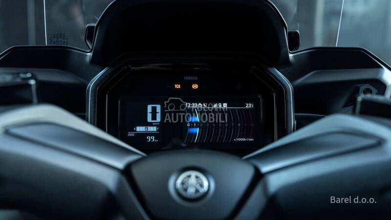 Yamaha XMAX  125 TECH MAX