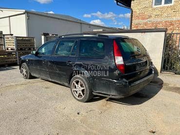 Crna gepek vrata karavan za Ford Mondeo od 2000. do 2007. god.