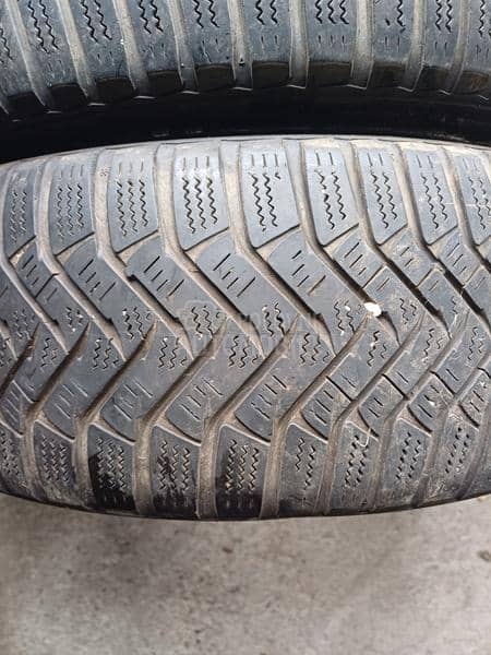 Laufenn 185/60 R15 Zimska