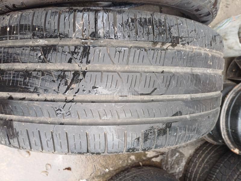 Pirelli 275/40 R22 Sve sezone