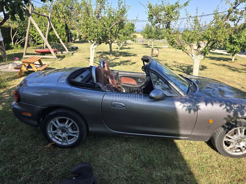 Mazda MX-5 