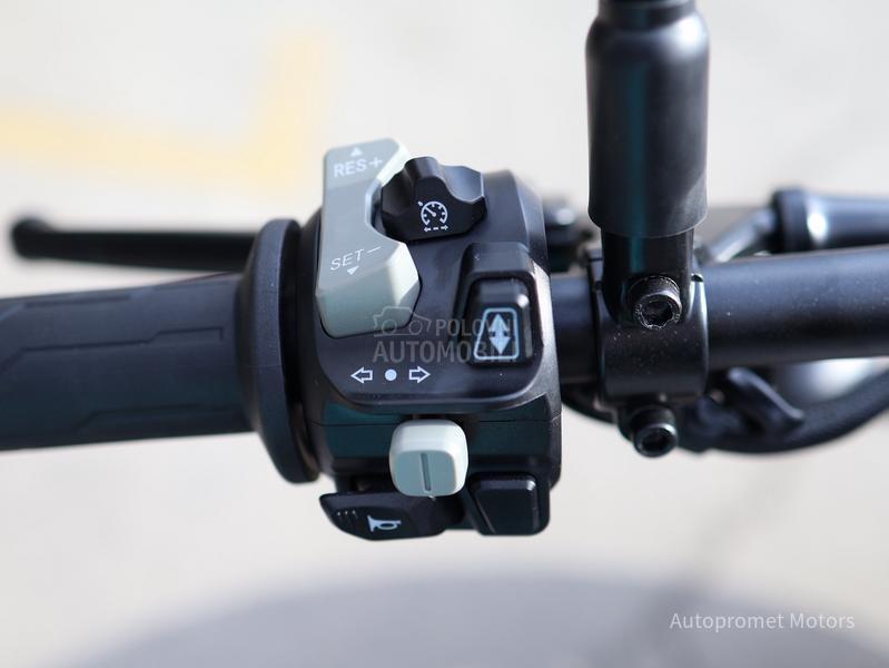 Benda Dark Flag V4 Commander