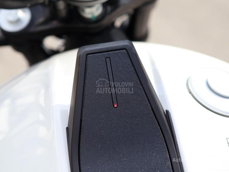 Benda Dark Flag V4 Commander