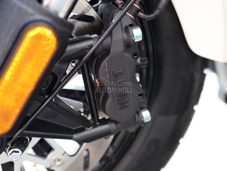 Benda Dark Flag V4 Commander