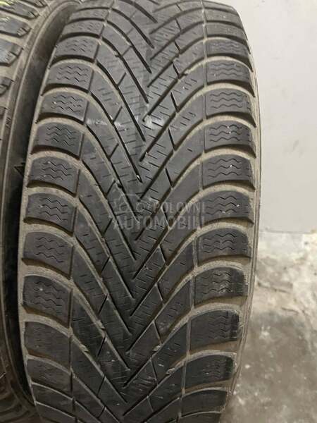Pirelli 185/55 R15 Zimska