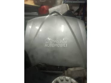 Hauba za Alfa Romeo 156 od 2001. do 2005. god.