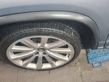 prednji rub za Volkswagen Tiguan od 2007. do 2015. god.