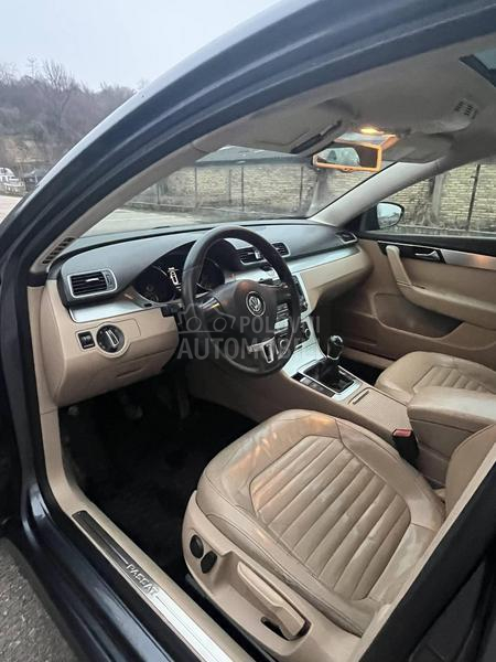 Volkswagen Passat B7 XEN/LED/PANO