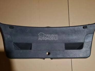 tapacir gepek vrata za Volkswagen Golf 5