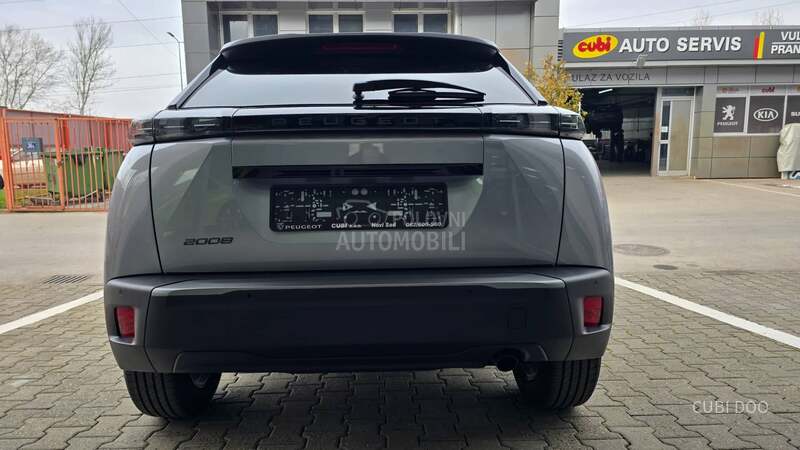 Peugeot 2008 1.2E ALLURE 100 6MT