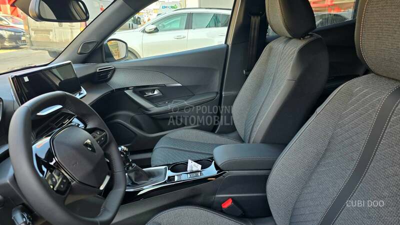 Peugeot 2008 1.2E ALLURE 100 6MT