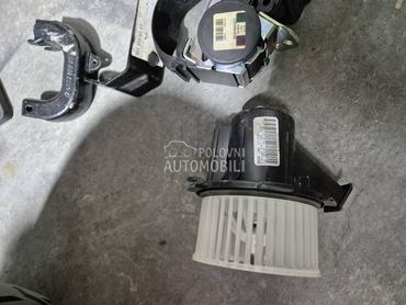 za  451 delovi karoserije za Smart ForTwo od 2007. do 2014. god.