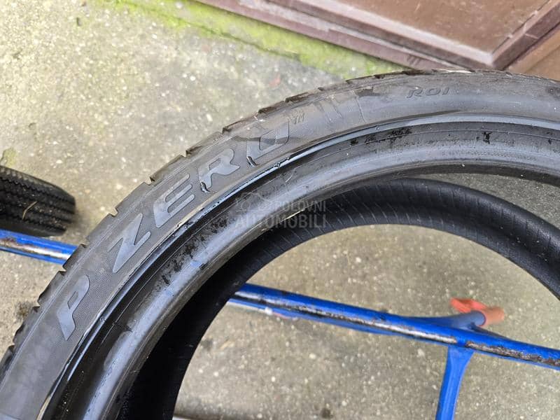 Pirelli 255/40 R21 Letnja