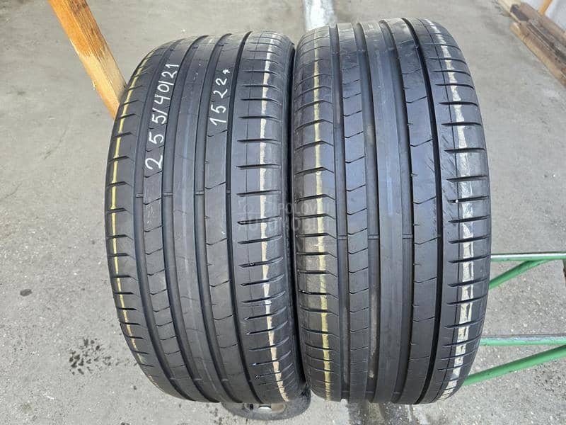 Pirelli 255/40 R21 Letnja