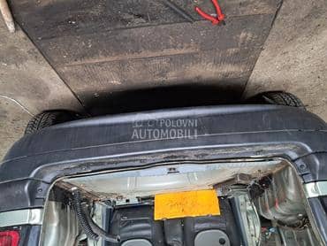 zadnji branik za Renault Scenic od 1996. do 2003. god.