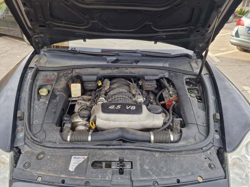 Porsche Cayenne S 4.5 V8