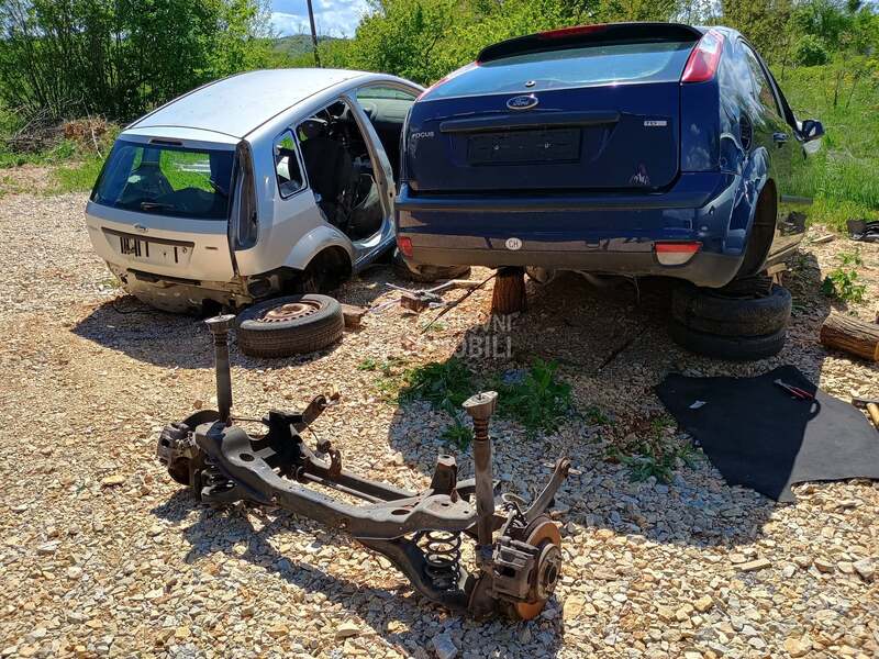 Delovi za Ford Focus 20TDCI 2006. god.