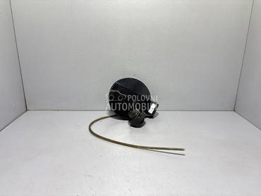 POKLOPAC REZERVOARA za Volkswagen Golf 6