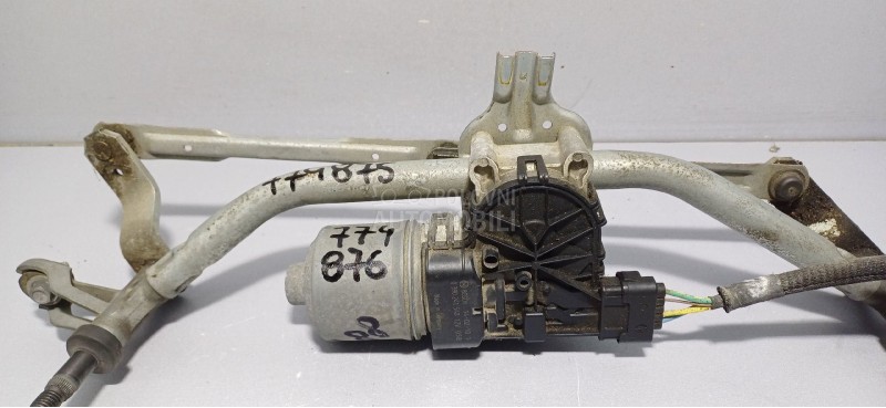 MOTORIC PREDNJEG BRISACA