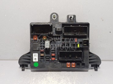 ELEKTRONIKA KUTIJA OSIGURACA za Opel Insignia