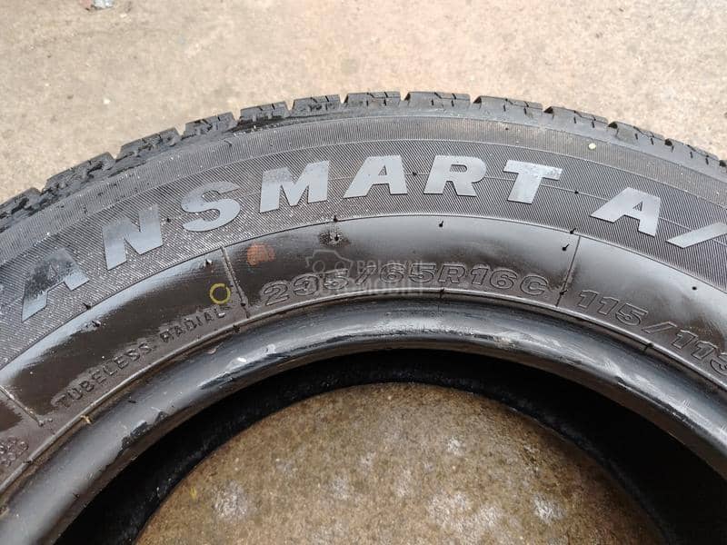 Maxxis 235/65 R16 Sve sezone